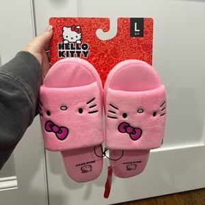 Hello Kitty Slippers